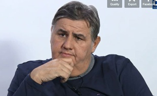 Pierre Ménès répond à ses détracteurs à l'occasion d'un chat organisé par 20 Minutes, le 29 septembre 2014.