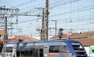 Un TER à la Gare Matabiau.