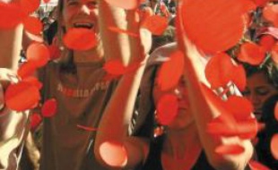 Ce week-end, deux festivals de musique se disputent les faveurs des franciliens.