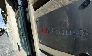 L'agence de notation Fitch Ratings a estimé vendredi que la restructuration de la dette grecque actée lors du sommet de Bruxelles pourrait ramener la note du pays de "CCC" actuellement à "B" au mieux, maintenant ainsi profondément le pays en catégorie "spéculative".