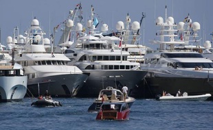 Des yachts de luxe, à Monaco