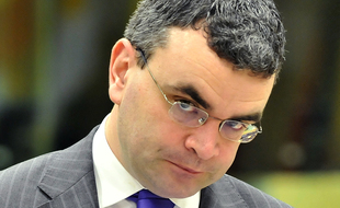 Le ministre irlandais de l'Agriculture a dû démissionner après avoir participé à un dîner avec 80 convives, en dépit des restrictions liées au coronavirus