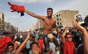 Le Mouvement du 20 février, né dans le sillage du printemps arabe, a célébré dimanche dans une ambiance de kermesse son premier anniversaire avec des rassemblements dans plusieurs villes du Maroc pour exiger plus de démocratie, malgré l'arrivée d'un gouvernement islamiste qui se dit lui-même réformiste.