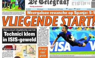 La presse néerlandaise célèbre la victoire des Pays-Bas contre l'Espagne, le 13 juin 2014, au Brésil.