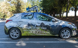Une voiture Google Street Vi.