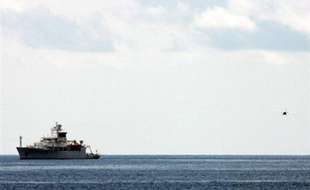 Plus de 260 personnes sont portées disparues après le naufrage dimanche d'un ferry indonésien au large de l'île de Sulawesi, a-t-on appris de source officielle.