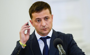 Volodymyr Zelensky, le président ukrainien, lors d'une conférence de presse à Varsovie le 31 août.