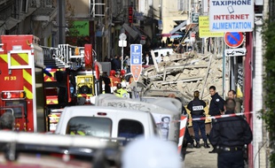 Deux immeubles s'effondrent en plein centre-ville à Marseille.