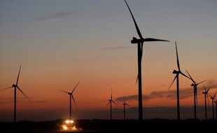 Des éoliennes dans la Beauce, le 20 juillet 2021.