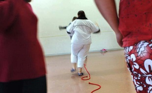 A Salins-les-Bains, d'adolescents pensionnaires du centre pour enfants obèses.