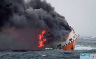 Le "Grande America" a fait naufrage au large du golfe de Gascogne.
