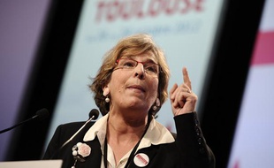 Marie-Noëlle Lienemann donnant une conférence lors du Congrès du parti socialiste à Toulouse, le 27 octobre 2012.