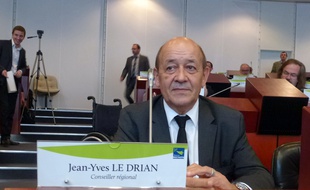 Jean-Yves Le Drian a retrouvé son siège de conseiller régional ce jeudi à Rennes.