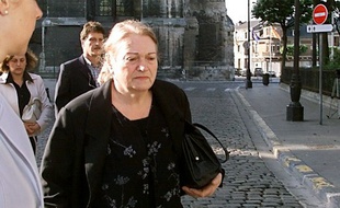 Ginette Beckrich lors du procès de Patrick Dils, en 2001, à Reims