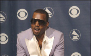 Le rappeur Kanye West, nominé huis fois également, a décroché trois prix.