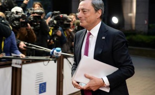 Le président de la BCE Mario Draghi le 24 octobre 2014 à Bruxelles