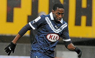 Le milieu de terrain gabonais des Girondins, André Poko.