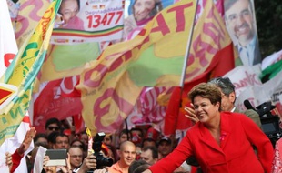 Dilma Rousseff en campagne le 4 octobre 2014 à Porto Alegre