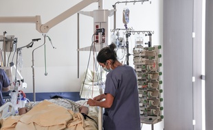 La population concernée par les hospitalisations en réanimation rajeunit selon le dernier rapport de l'ARS Paca (Illustration)