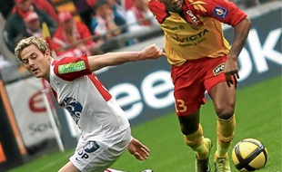 Nolan Roux (à gauche) a marqué 25 buts en trois saisons passées à Brest.
