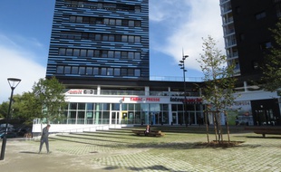 La place Rosa-Parks, quartier Malakoff