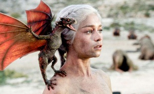 Emilia Clarke, alias Daenerys Targaryen, dans la série "Game of Thrones"