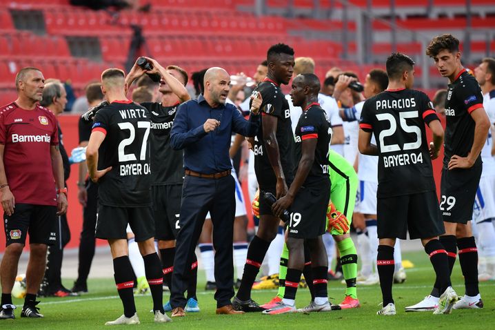Au Bayern Leverkusen (de 2018 à mars 2021), Peter Bosz a notamment permis aux jeunes milieux offensifs Florian Wirtz (à gauche) et Kai Havertz (à droite) de se révéler 