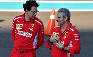 Mattia Binotto (à gauche) va remplacer Maurizio Arrivabene (à droite) à la tête de Ferrari.