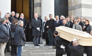Les obsèques du journaliste, animateur de télévision et animateur de radio français Philippe Gildas ont eu lieu au cimetière du Père-Lachaise à Paris, France, le 5 novembre 2018.