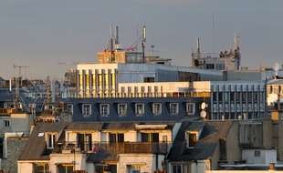 Des associations aimeraient obtenir plus d'informations sur le déploiement d'antennes relais à Paris (Illustration).
// PHOTO : V. WARTNER / 20 MINUTES