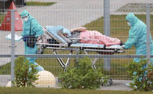 Malgré les nouveaux record de contaminations et de mort journalier en Russie à cause du Coronavirus, le Kremlin ne prend pas de mesures nationales.
