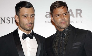 Ricky Martin et l'artiste Jwan Yosef au gala de l'amfAR, à Sao Paulo, le 15 avril 2016