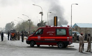 Un kamikaze a fait exploser sa charge mardi dans un lieu saint chiite, faisant 11 morts et 19 blessés à Baqouba, dans le centre de l'Irak, où sept bergers ont également été tués, ont annoncé la police et un médecin.