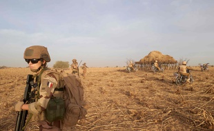 Au total, 5.100 militaires français seront mobilisés d'ici fin février au sein de l'opération Barkhane déployée au Sahel et notamment au nord du Burkina Faso.
