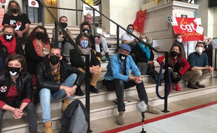 Le 27 mai 2021 Un collectif d'intermittents occupe le théâtre Graslin à Nantes.