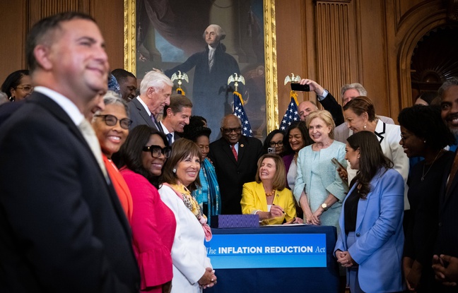 Victoire pour Biden et les démocrates avec l'adoption de son plan pour le climat et la santé