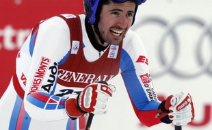 Le skieur français Jean-Baptiste Grange, après la descente du super-combiné des championnats du monde de Val d'Isère, le 9 février 2009.