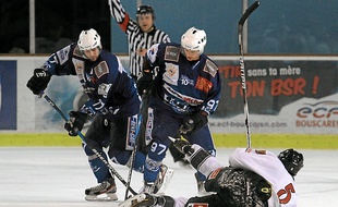 Malgré M. Slovak et M. Combe, ce sont les Vipers qui ont chuté (archives).
