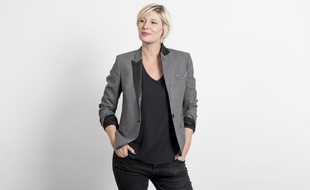 Maïtena Biraben prend les commandes du Grand Journal le 7 septembre 2015