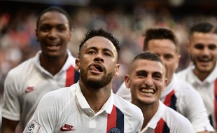 Neymar a sauvé le PSG pour son premier match de la saison.