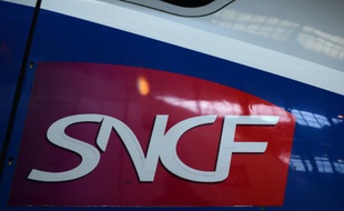 La CFDT-Cheminots a décidé jeudi, comme l'Unsa la veille, de rallier la proposition CGT d'une grève unitaire à la SNCF le 26 avril pour peser sur les négociations en cours sur les conditions de travail des cheminots