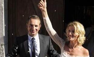 Mariage d'Alexandra Lamy et Jean Dujardin, le 25 juillet 2009.