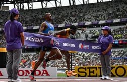 Incroyable ! L’arrivée du marathon des Mondiaux se joue à la photo finish