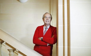 Frédéric Mitterrand chez Robert Laffont le 20 novembre 2013.