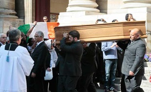 Enterrement de l'avocat Jacques Vergès à l'église Saint-Thomas-d'Acquin, le 20 août 2013 à Paris (7e).