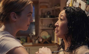 Jodie Comer et Sandra Oh, face-à-face génial et drôle dans la série «Killing Eve» présentée à CanneSeries
