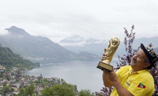 Clovis Fernandes, supporter brésilien connu dans le monde entier, lors de la Coupe du monde 2006 en Suisse.