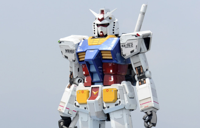 Japon Une Replique Grandeur Nature Du Robot Gundam A Fait Ses Premiers Pas