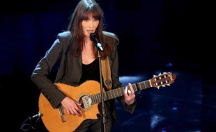 Carla Bruni-Sarkozy, le 13 février 2013, au festival de San Remo, en Italie.