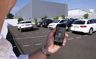 Bientôt il sera possible de garer sa voiture grâce à son smarthphone.